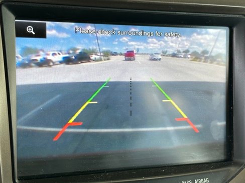 Used 2013 Lincoln MKX AWD image 24