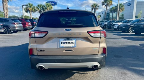 Certified 2020 Ford Escape SEL image 9