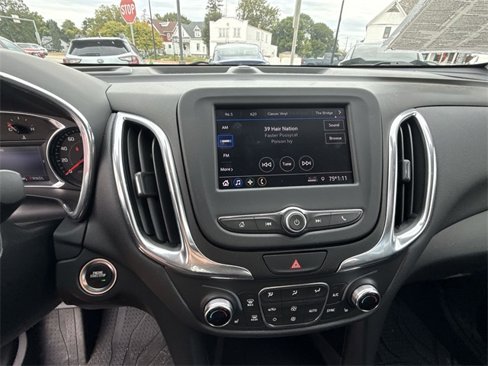 Certified 2020 Chevrolet Equinox LT image 11