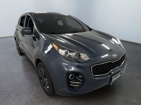 Used 2017 Kia Sportage LX image 1