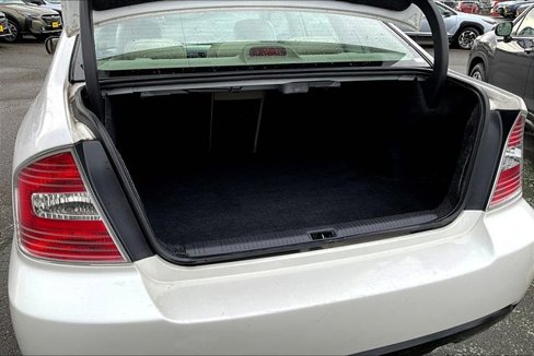 Used 2006 Subaru Outback 3.0R L.L. Bean w/ Popular Equipment Group 1E image 26