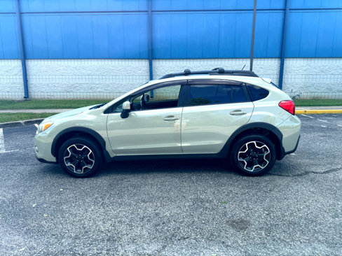 Used 2014 Subaru Crosstrek 2.0i Premium w/ Moonroof Package image 8