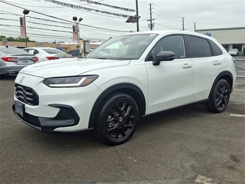 Certified 2024 Honda HR-V Sport image 3
