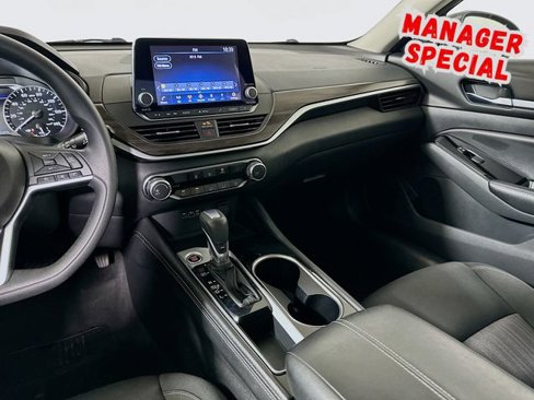 Used 2023 Nissan Altima 2.5 SV image 23