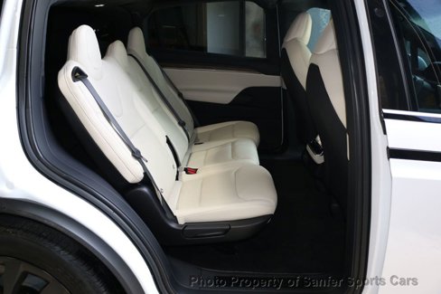 Used 2023 Tesla Model X image 32