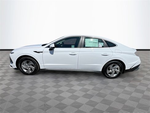 New 2025 Hyundai Sonata SE image 4