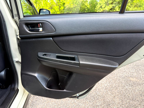 Used 2014 Subaru Crosstrek 2.0i Premium w/ Moonroof Package image 18
