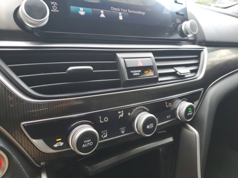 Used 2020 Honda Accord Sport image 29