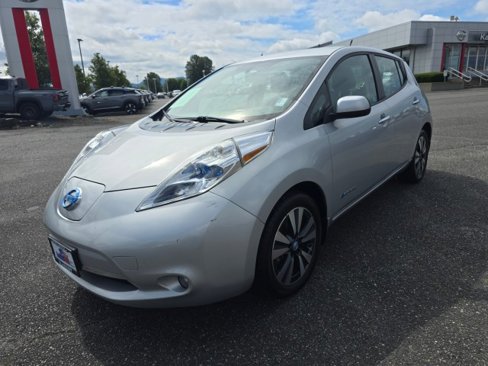 Used 2013 Nissan Leaf SL w/ Premium Pkg image 8