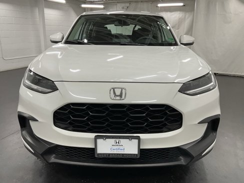 Certified 2023 Honda HR-V LX image 3