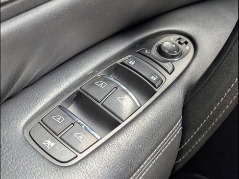 Used 2015 INFINITI QX80 2WD image 23