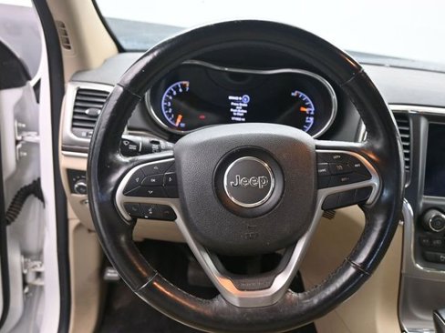 Used 2018 Jeep Grand Cherokee Limited image 16
