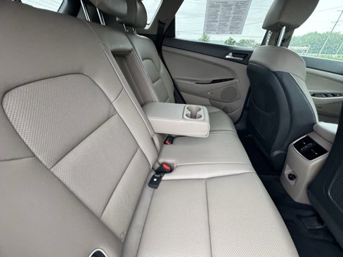Used 2019 Hyundai Tucson Ultimate w/ Cargo Package image 34