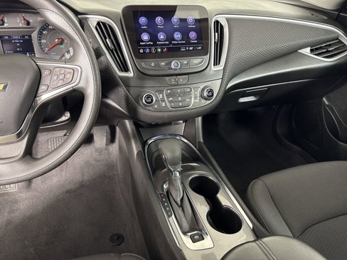 Used 2023 Chevrolet Malibu LT image 28