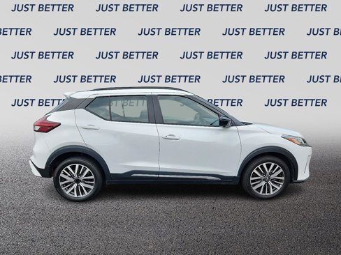 Used 2024 Nissan Kicks SR image 7