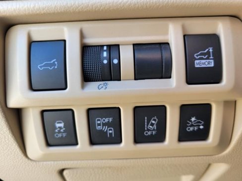 Used 2018 Subaru Outback 2.5i Premium image 20