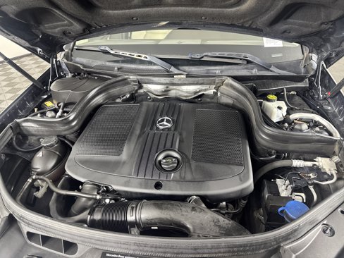 Used 2015 Mercedes-Benz GLK 250 BlueTEC 4MATIC image 10