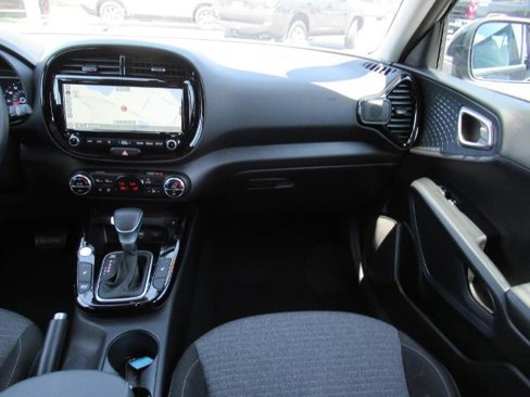 Used 2021 Kia Soul EX image 14