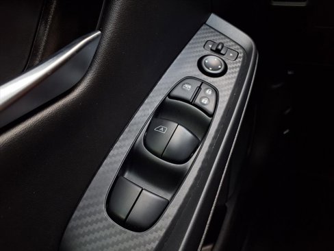 Certified 2025 Nissan Sentra SV w/ All-Weather Package image 9
