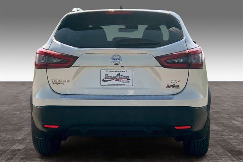 Used 2022 Nissan Rogue Sport SV image 5
