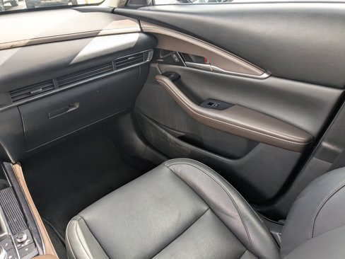 Used 2022 MAZDA CX-30 AWD 2.5 S w/ Premium Package image 18