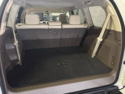 Used 2011 Lexus GX 460 image 30