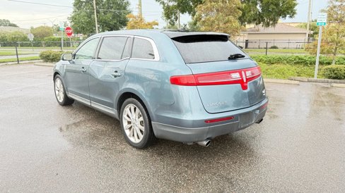 Used 2010 Lincoln MKT AWD image 8
