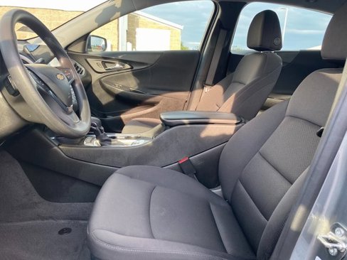 Used 2024 Chevrolet Malibu LT image 13