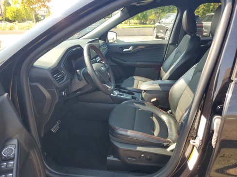 Used 2023 Ford Escape ST-Line w/ Tech Pack #1 image 12