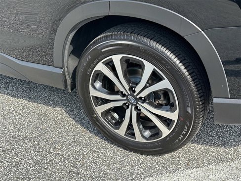Used 2022 Subaru Forester Limited image 29