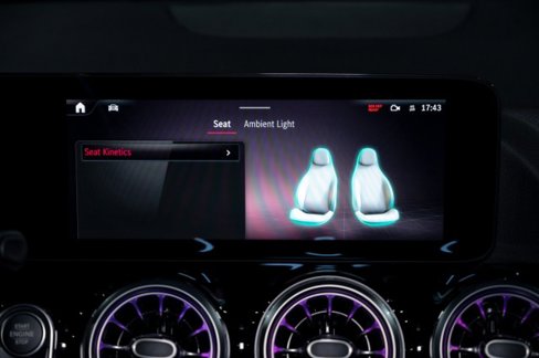 Certified 2025 Mercedes-Benz GLA 250 image 16
