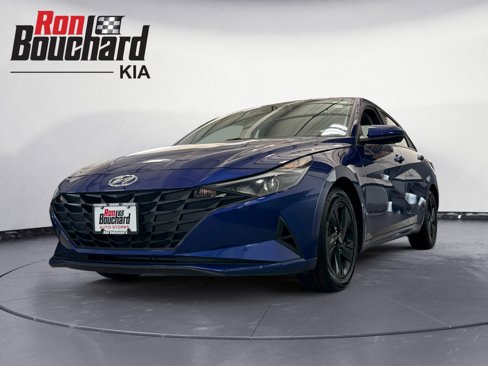 Used 2021 Hyundai Elantra SEL w/ Cargo Package image 5