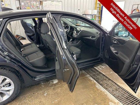 Used 2022 Chevrolet Malibu LT image 27