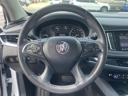 Used 2020 Buick Enclave Essence image 15