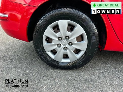Used 2011 Hyundai Elantra GLS image 19