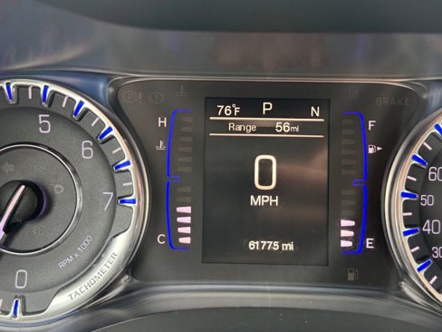 Used 2015 Chrysler 200 Limited image 20
