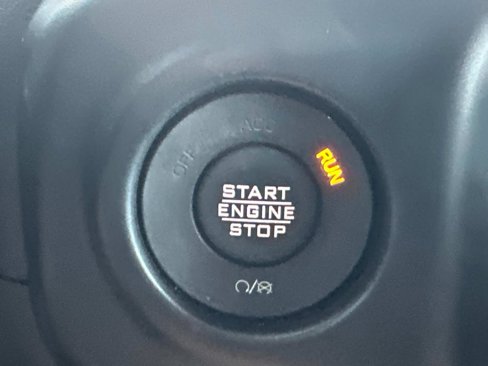 Used 2022 Jeep Wrangler Unlimited Sahara image 23