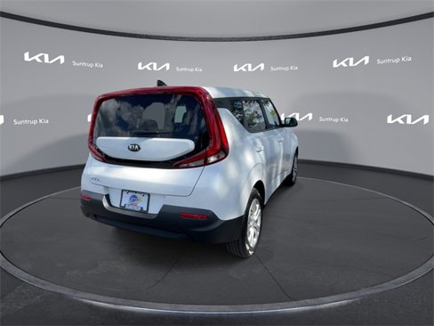 Used 2021 Kia Soul LX image 19