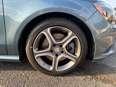 Used 2014 Mercedes-Benz CLA 250 image 13