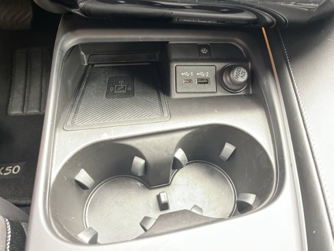 Used 2025 INFINITI QX50 Sport image 16