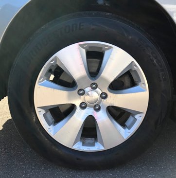 Used 2011 Subaru Outback 3.6R Limited w/ PWR Moonroof Pkg image 10