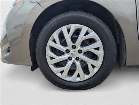 Used 2019 Toyota Corolla LE w/ Carpet Mat Package (TMS) image 16
