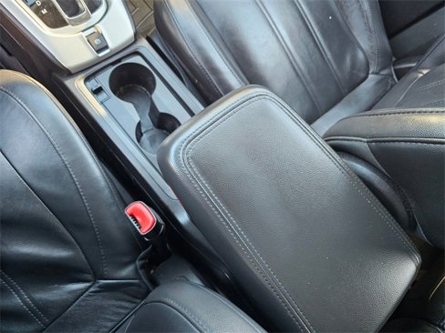 Used 2015 Chevrolet Captiva Sport LT w/ Convenience Package image 22
