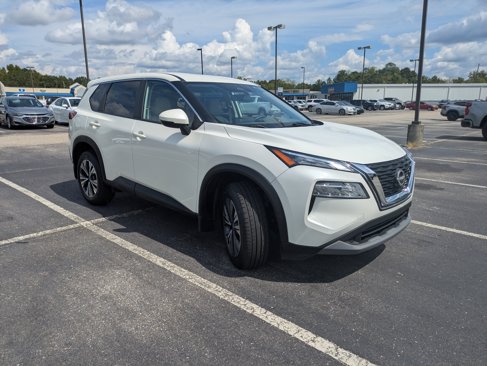 Used 2023 Nissan Rogue SV image 7