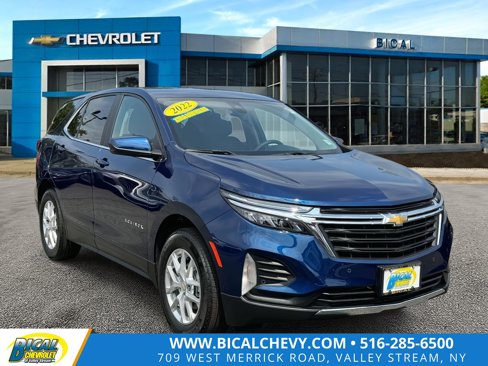 Used 2023 Chevrolet Equinox LT image 1