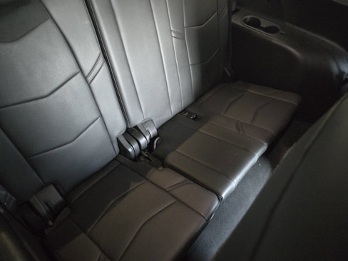Used 2015 Cadillac Escalade ESV Premium image 23