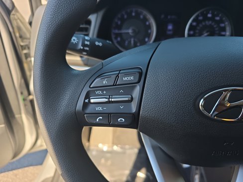 Used 2020 Hyundai Elantra SEL w/ Cargo Package (C1) image 16