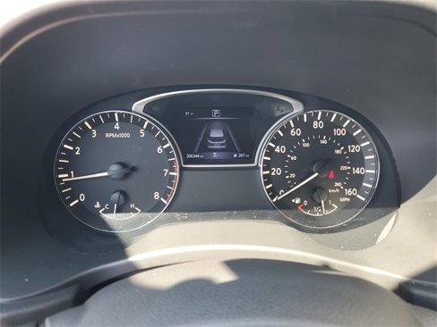 Used 2019 Nissan Pathfinder S image 21