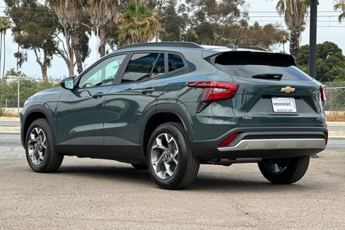 New 2025 Chevrolet Trax LT w/ LT Convenience Package image 6