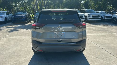 Used 2021 Nissan Rogue SV image 6